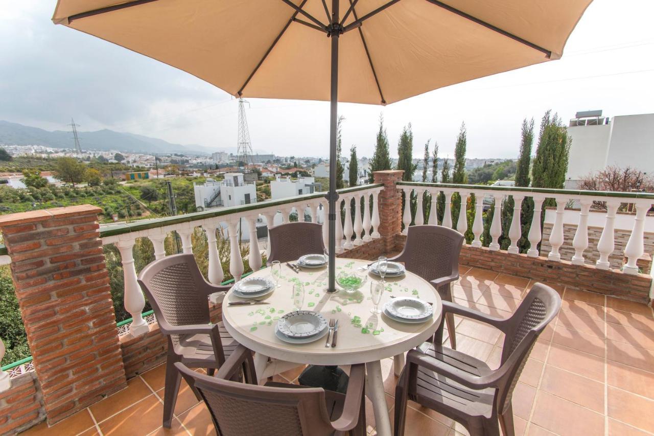 Villa Vallao เนร์คา ภายนอก รูปภาพ