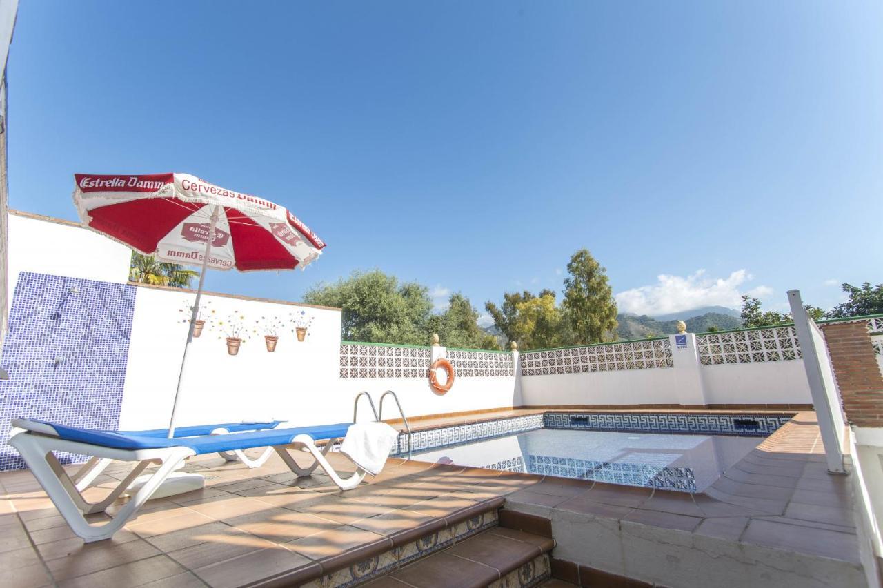 Villa Vallao เนร์คา ภายนอก รูปภาพ